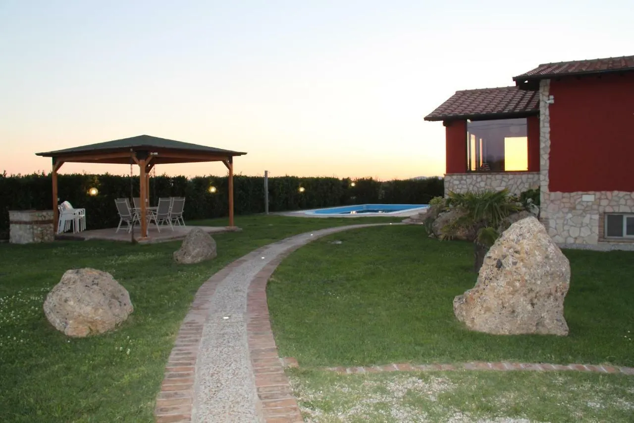 La Casa Del Fico Villa Con Piscina Pescia Romana Holiday home
